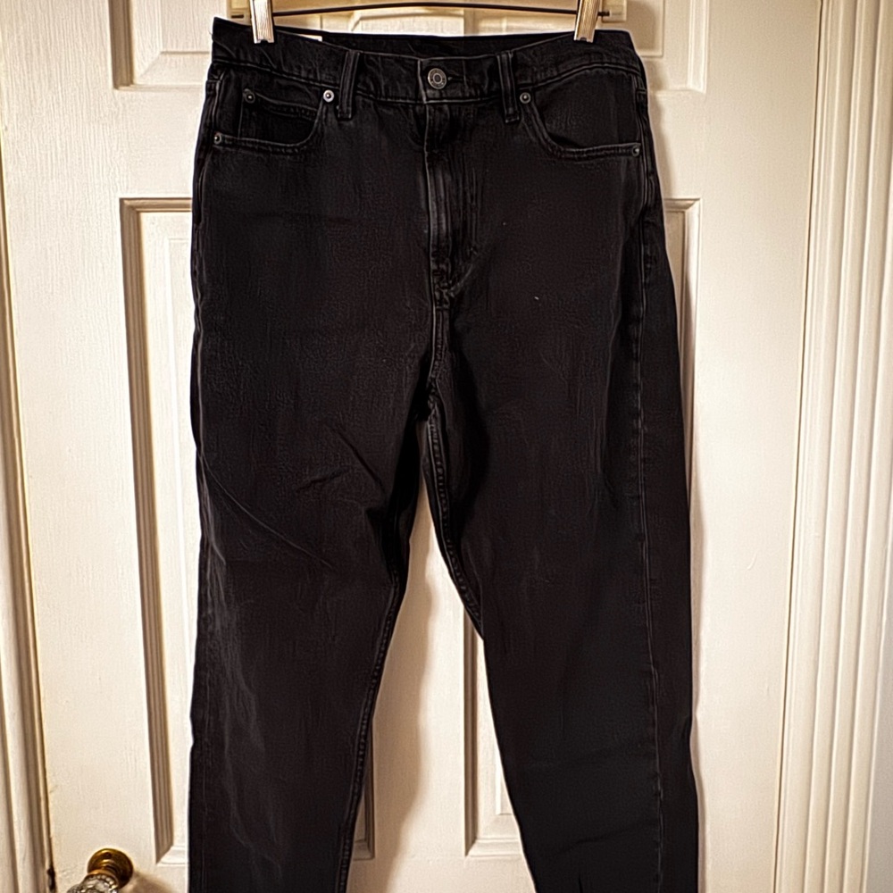 GAP Denim Women’s Black High Rise Mom Jeans